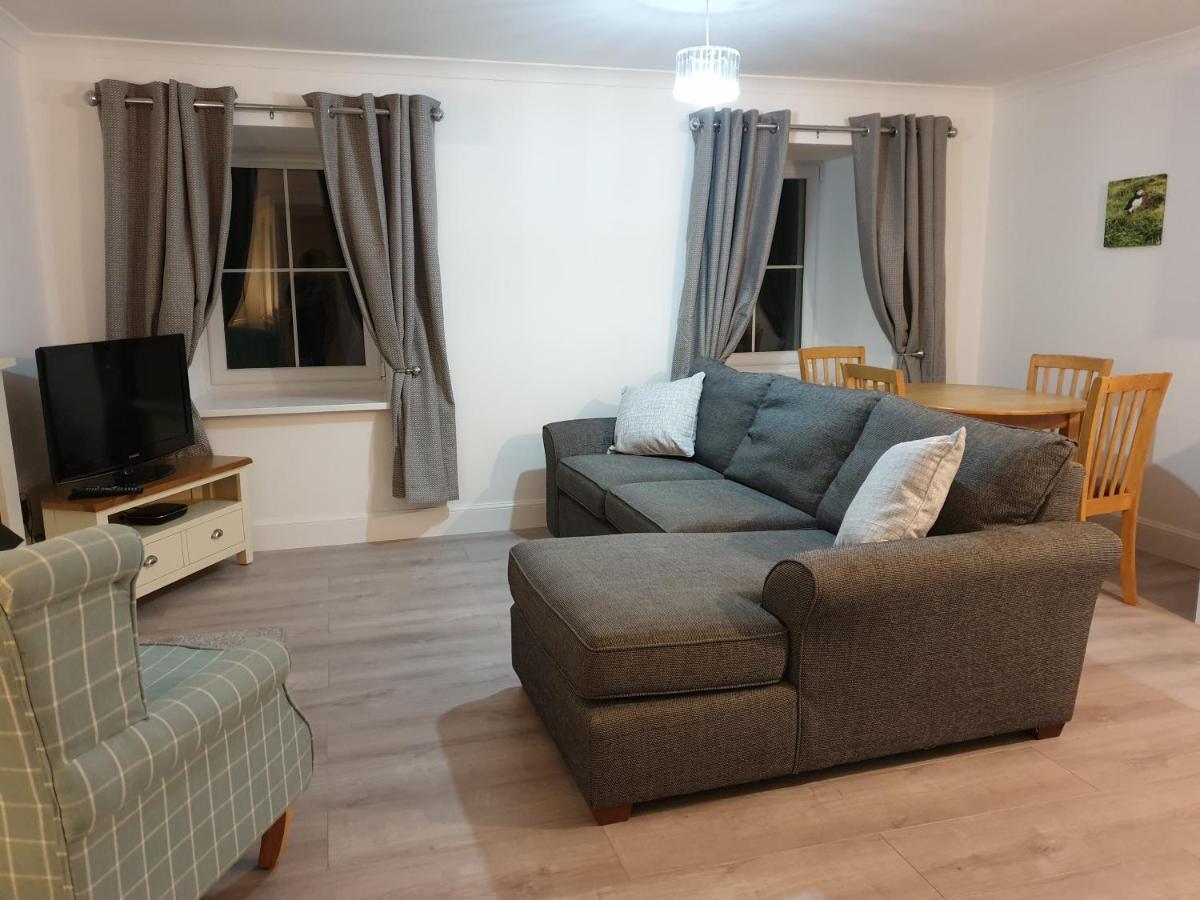 The Old School Apartment Salen  Bagian luar foto